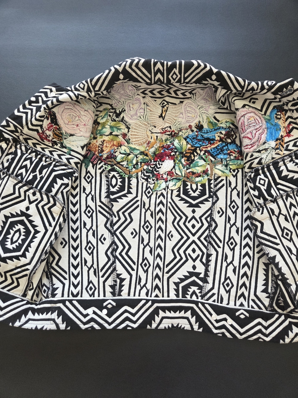Free People New Romantics Native Whisper Cropped Jacket, Tribal Embroidered - Picture 11 of 11